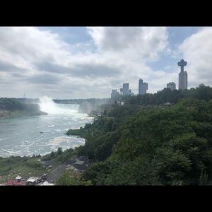 Meet your Posher, Selines